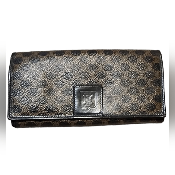 Celine Vintage Long Wallet Snap Closure - Picture 4 of 13